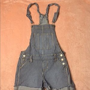 overalls